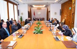 وزير الخارجية يلتقي بقيادات وأعضاء الوكالة المصرية للشراكة من أجل التنمية. 