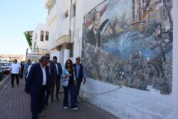 وزيرة التنمية توجه بوضع جدول تشغيل منظم لسيارة المركز التكنولوجي المتنقل بشرم الشيخ. 