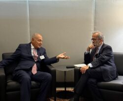أبو الغيط ووزير خارجية البرتغال يؤكدان أن حل الدولتين يظل الأساس الوحيد للسلام بالشرق الأوسط. 