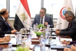 وزير الصحة يشهد توقيع بروتوكول تعاون بين وزارة الصحة وشركة “WMC” لتعزيز الرعاية الصحية. 