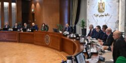 رئيس الوزراء يتابع تنفيذ مُخرجات اللجنة الاستشارية للتنمية العمرانية وتصدير العقار. 