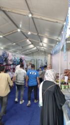 محافظ الجيزة يتابع إقبال المواطنين على معرض "أهلاً مدارس" بحي إمبابة.