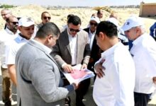 وزير الإسكان يتفقد محطة رفع صرف صحي الخامس شرق بمدينة 6 أكتوبر. 