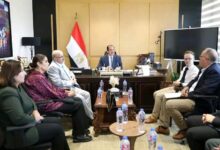 نائب الصحة يجتمع بوفد اللجنة الدولية للاعتماد في مكافحة المضادات الحيوية. 