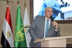 محافظ القليوبية يطلق مبادرة 'صحح مفاهيمك' من جامعة بنها.  