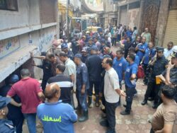 محافظ الغربية يعلن السيطرة على حريق مصبغة بحي أول المحلة