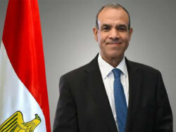 غدًا .. وزير الخارجية يستقبل كلًا من وزير خارجية إيران ومدير عام الطاقة الذرية. 