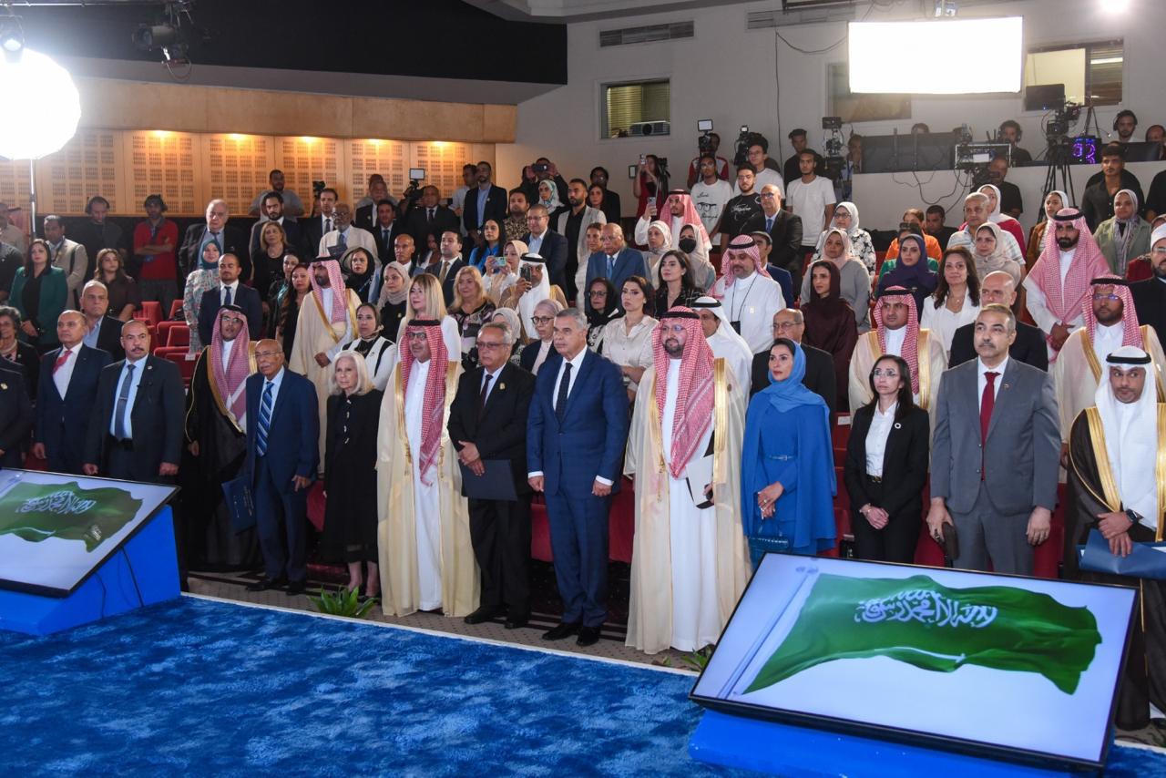 محافظ الاسكندرية يشهد النسخة السادسة من معرض طلال بمكتبة الإسكندرية