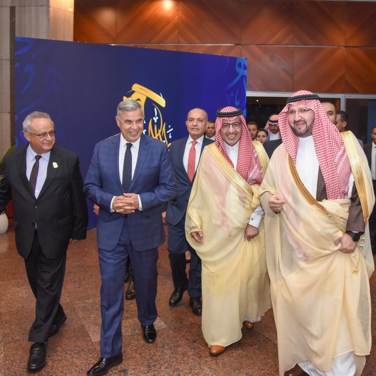 محافظ الاسكندرية يشهد النسخة السادسة من معرض طلال بمكتبة الإسكندرية