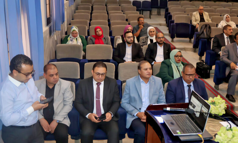 بدء أعمال رفع مستوى النظافة وتطوير المقابر القديمة بحي الزهور