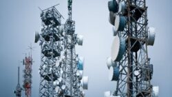 شركات المحمول زيادة تكاليف بـ 100 مليون جنيه بعد رفع أسعار الوقود