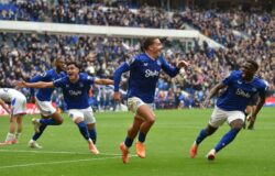 إيفرتون يفوز على كريستال بالاس فى الدورى الانجليزى لكرة القدم