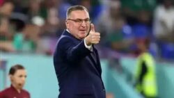 الأهلي يقترب من التعاقد مع البولندي تشيسلاف ميتشنيفيتش لقيادة الفريق