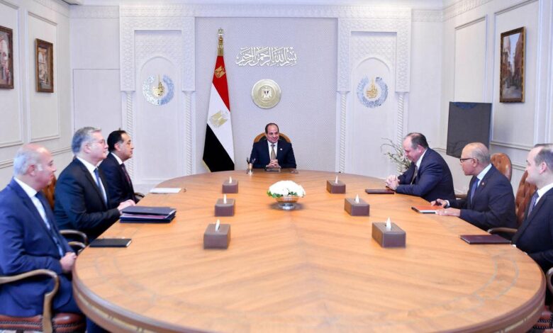 استقبل الرئيس السيسي، اليوم، السيد جون كريستمان الرئيس التنفيذي لشركة أباتشي العالمية المتخصصة في مجال بحث واستكشاف البترول.