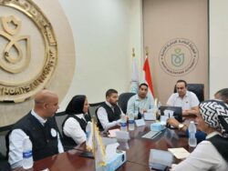 رئيس هيئة الرعاية الصحية يواصل جولته بمحافظة جنوب سيناء ويتفقد مجمع الفيروز الطبي. 