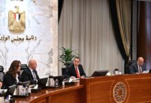 رئيس الوزراء يُتابع جهود تنفيذ الإجراءات الخاصة بخفض الانبعاثات والتحول الأخضر المُستدام. 