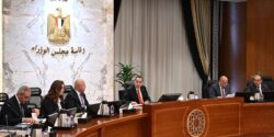 رئيس الوزراء يُتابع جهود تنفيذ الإجراءات الخاصة بخفض الانبعاثات والتحول الأخضر المُستدام. 