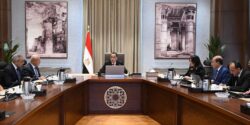مدبولي: الاهتمام بشبكة الطرق المُحيطة بمطار الإسكندرية لتكون على أعلى مستوى. 