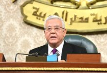 البرلمان يوافق على استجواب المتهمين في غياب المحامي بشروط مشددة