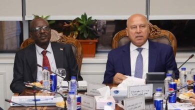 مصر والسودان يبحثان تنفيذ خطة تطوير هيئة وادي النيل للملاحة النهرية. 