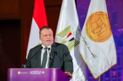 محافظ البنك المركزي يشهد حفل تخرج دفعات جديدة من برنامج "قيادات المستقبل"