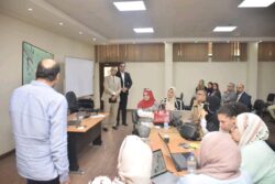 بعثة منظمة التعاون الاقتصادي والتنمية تتفقد أحد تدريبات وزارة الشباب والرياضة. 