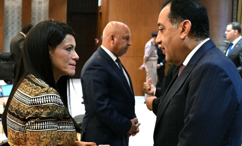 وزيرة التخطيط تستعرض مؤشرات أداء الاقتصاد المصري خلال العام المالي 2024/2025