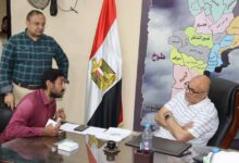 محافظ القليوبية يعقد اللقاء الجماهيري بشبين القناطر لحل مشكلات المواطنين. 