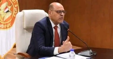 وزير العمل يوجه بالتفتيش على المواقع الإنشائية للتأكد من توافر وسائل السلامة 