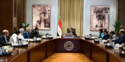 مدبولي إجتمع اليوم لإستعراض الفرص الإستثمارية المتوافرة في قطاع السياحة والتشييد