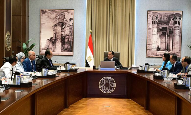 مدبولي إجتمع اليوم لإستعراض الفرص الإستثمارية المتوافرة في قطاع السياحة والتشييد