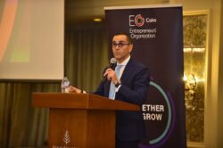 الخطيب: الحكومة تركز على تعزيز مساهمة القطاع الخاص بإعتباره المحرك الأساسي