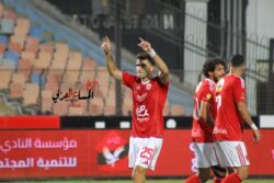 الأهلي يقتنص صدارة الدوري بثنائية بن شرقي وزيزو أمام الاتحاد السكندري