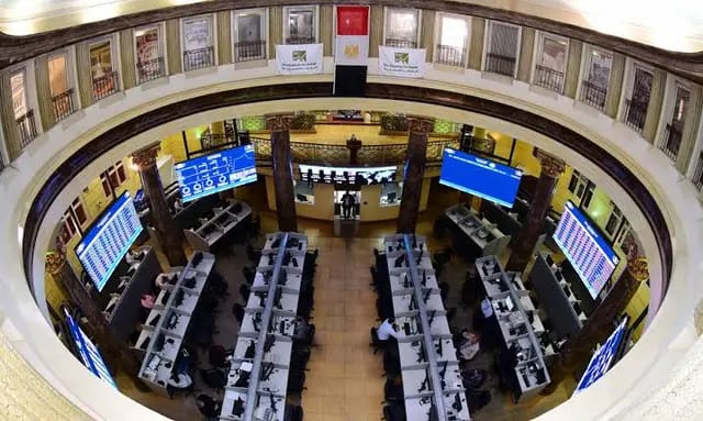 البورصة المصرية تنهي جلسة نهاية الأسبوع على ارتفاع جماعي