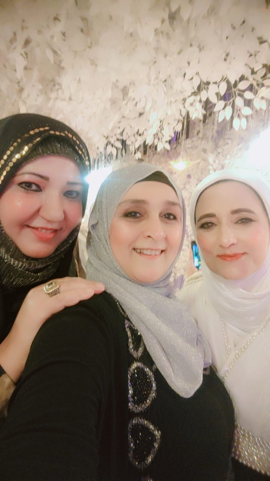 تهنئه للزميله نهاد الشيمي بمناسبة حفل زفاف نجلها الرائد أحمد عادل