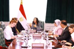 وزيرة التضامن الاجتماعي تلتقي سفير المملكة المتحدة بالقاهرة.