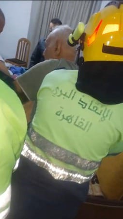 الأجهزة الأمنية إستجابت لطلب إنقاذ مسن بالتجمع الخامس