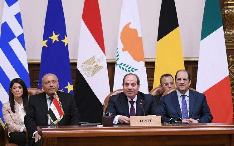 الرئيس السيسي يشهد التوقيع علي إتفاقيات لتعزيز التعاون بين مصر وأوروبا