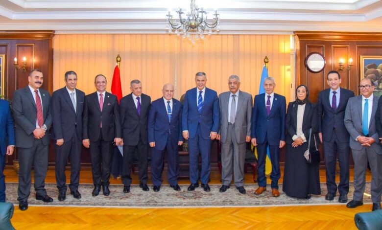 محافظ الإسكندرية يستقبل رئيس هيئة النيابة الإدارية لبحث سبل تعزيز التعاون