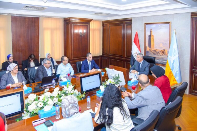 محافظ الإسكندرية يستقبل نائب وزير الصحة لبحث تطوير الخدمات الصحية 