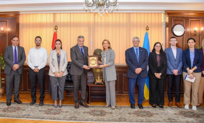 محافظ الإسكندرية يلتقي مدير مكتب منظمة اليونسكو الإقليمي بالقاهرة لتعزيز التعاون
