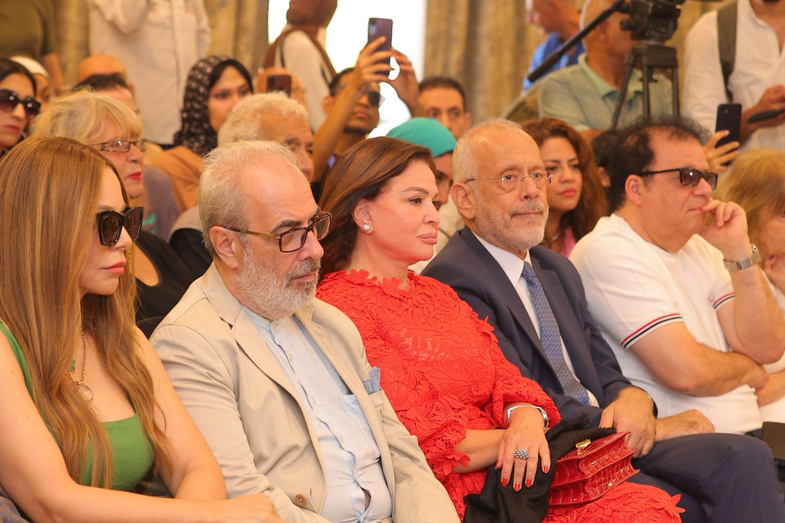 مشوار ليلى علوي في ندوة تكريمها بمهرجان الإسكندرية 