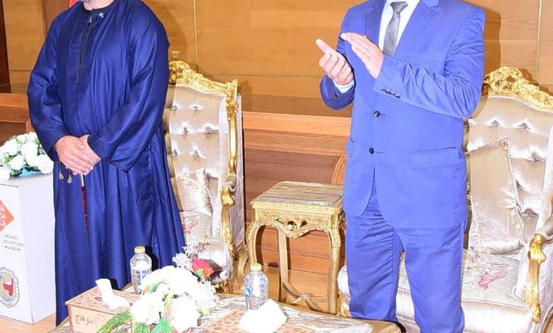 من قلب جامعة سوهاج... نشارك الوطن فرحته بافتتاح المتحف المصري الكبير بندوة تثقيفيه تكشف اسرار المجد الفرعوني