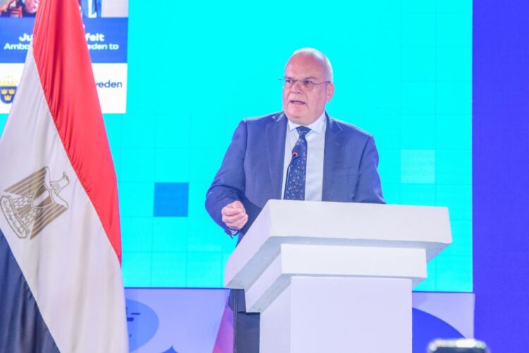 وزير الاتصالات وتكنولوجيا المعلومات ومحافظ الإسكندرية يفتتحان مؤتمر تكنى سميت