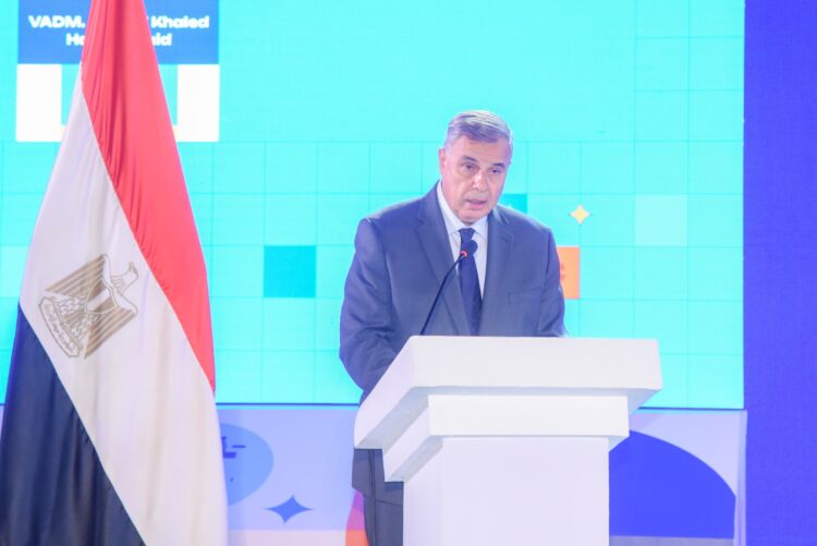 وزير الاتصالات وتكنولوجيا المعلومات ومحافظ الإسكندرية يفتتحان مؤتمر تكنى سميت