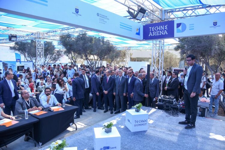 وزير الاتصالات وتكنولوجيا المعلومات ومحافظ الإسكندرية يفتتحان مؤتمر تكنى سميت