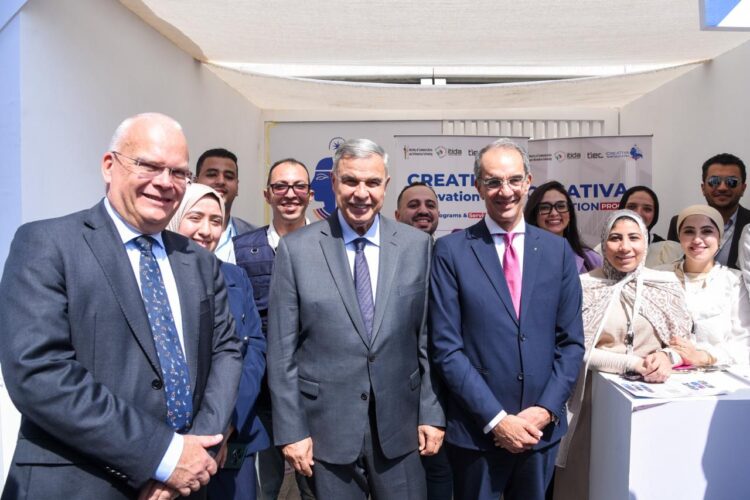 وزير الاتصالات وتكنولوجيا المعلومات ومحافظ الإسكندرية يفتتحان مؤتمر تكنى سميت