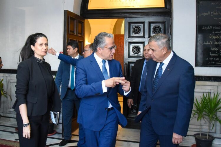 وزير التعليم العالي ومحافظ الإسكندرية يشهدان تكريم المجلس الأعلى للجامعات