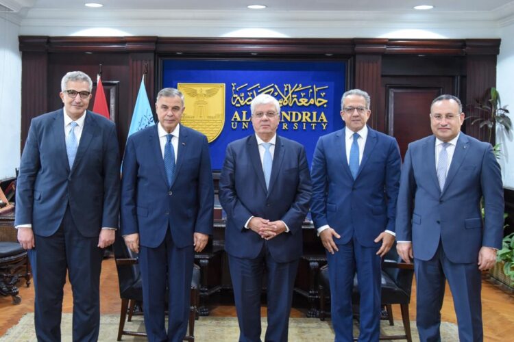 وزير التعليم العالي ومحافظ الإسكندرية يشهدان تكريم المجلس الأعلى للجامعات
