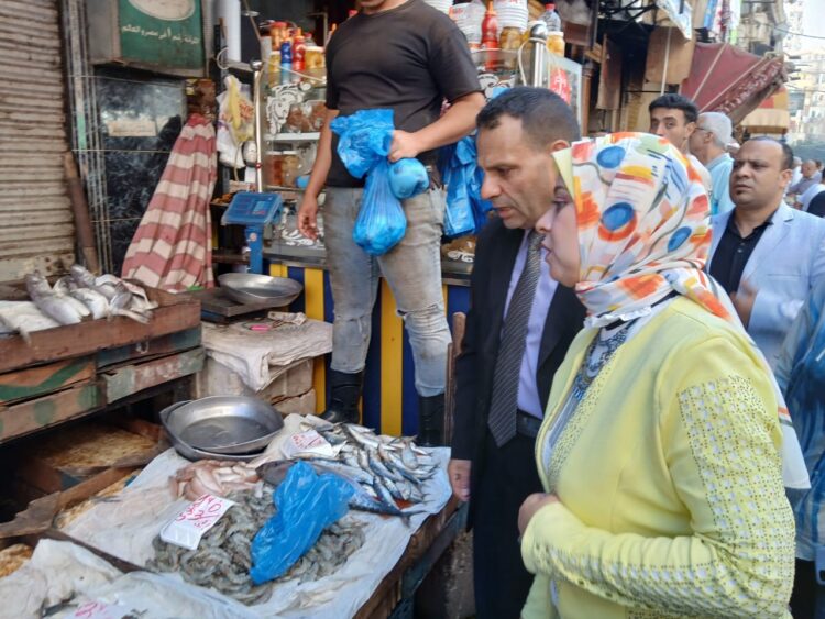 وكيل تموين الاسكندرية يقود حملة تموينية على الأسواق العمومية و المخابز